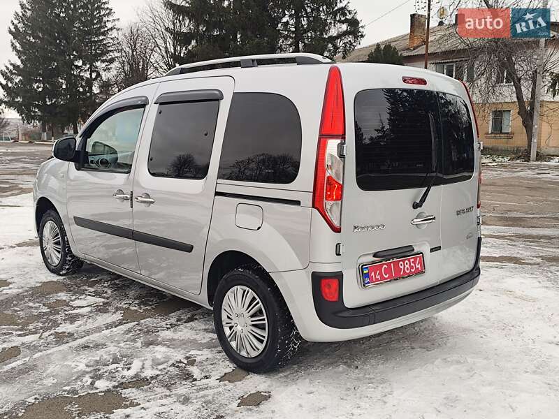 Минивэн Renault Kangoo 2015 в Новоархангельске
