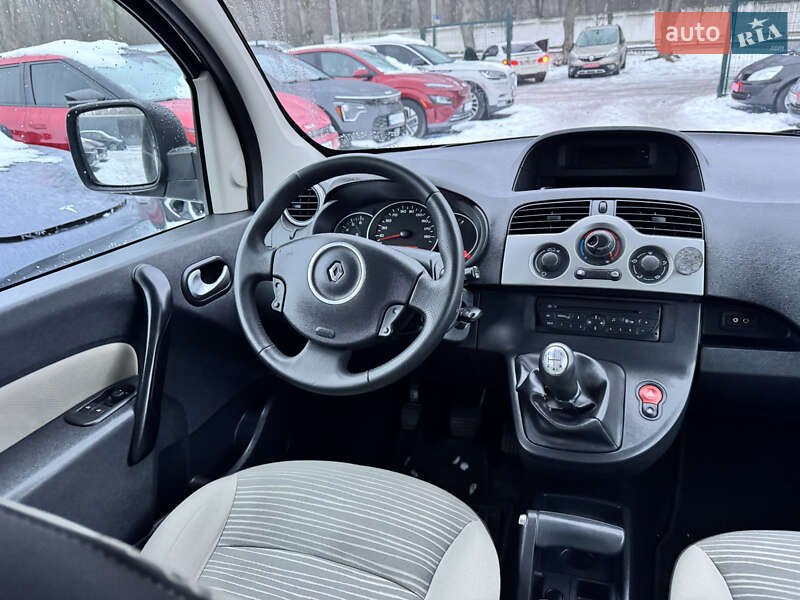 Минивэн Renault Kangoo 2013 в Виннице