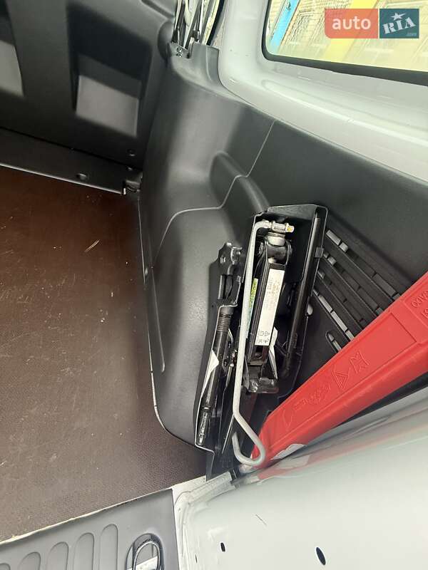 Минивэн Renault Kangoo 2020 в Виннице фото 36 Минивэн Renault Kangoo 2020 в Виннице