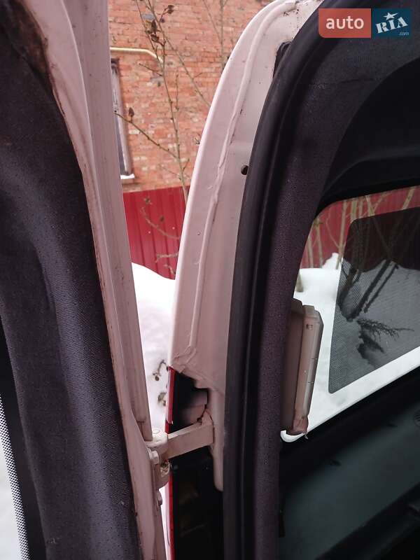 Минивэн Renault Kangoo 2004 в Городке