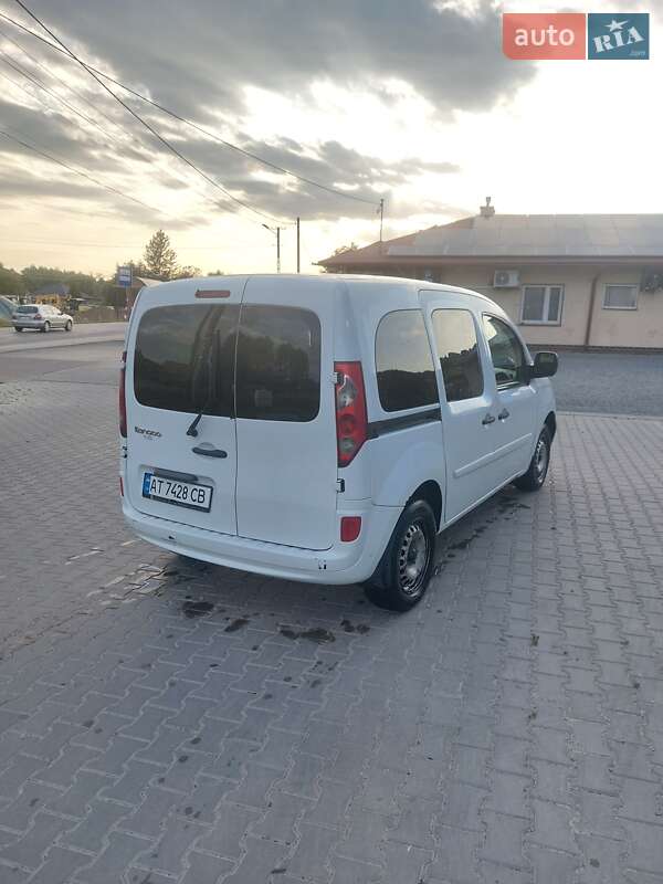 Минивэн Renault Kangoo 2008 в Калуше