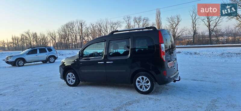 Минивэн Renault Kangoo 2016 в Новоархангельске