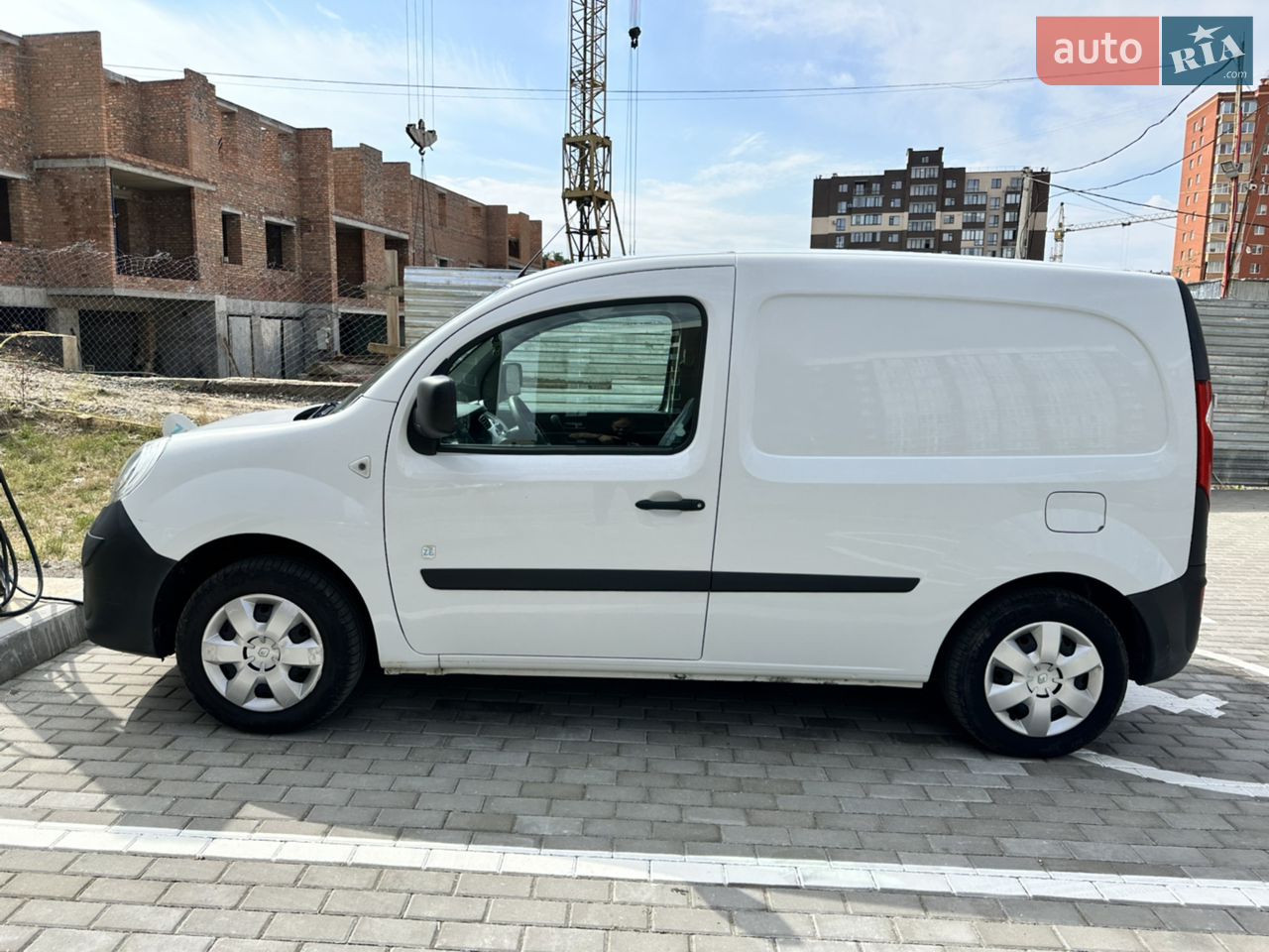 2013 Peugeot Partner - мініатюра 31