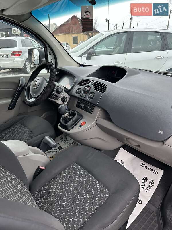 Грузовой фургон Renault Kangoo 2008 в Смеле