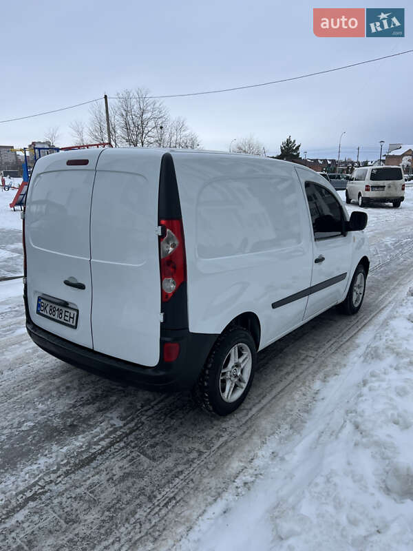 Грузовой фургон Renault Kangoo 2008 в Вараше