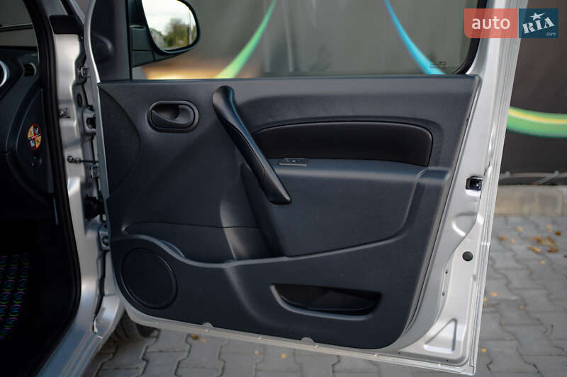 Грузовой фургон Renault Kangoo 2018 в Луцке фото 57 Грузовой фургон Renault Kangoo 2018 в Луцке