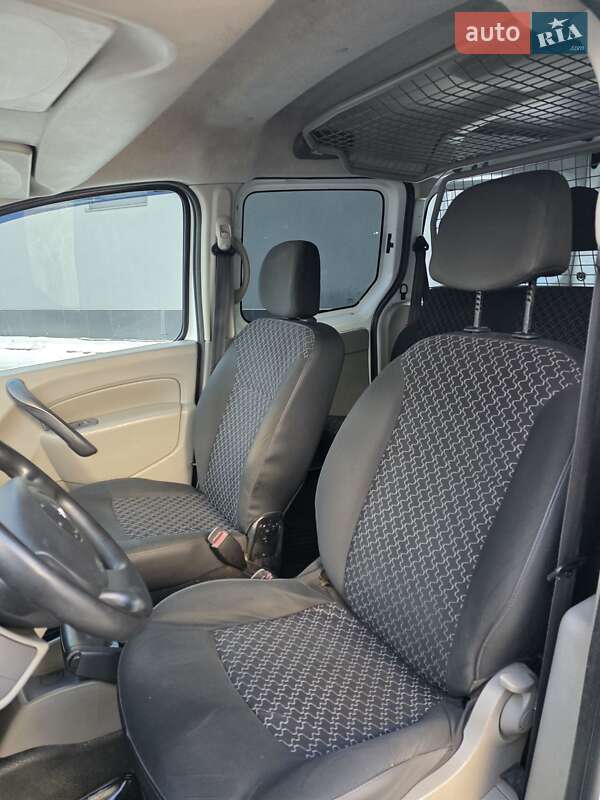 Минивэн Renault Kangoo 2010 в Хмельницком