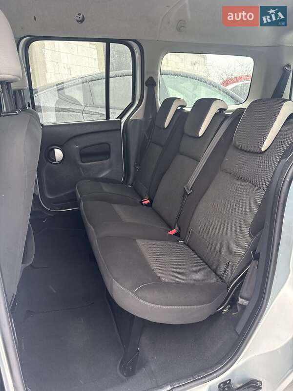 Мінівен Renault Kangoo 2012 в Луцьку фото 38 Мінівен Renault Kangoo 2012 в Луцьку