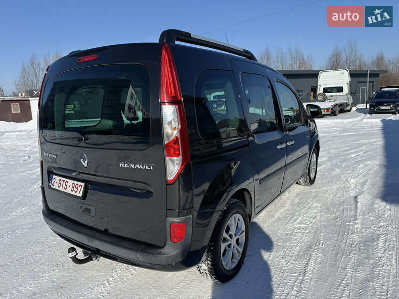 Минивэн Renault Kangoo 2015 в Ровно