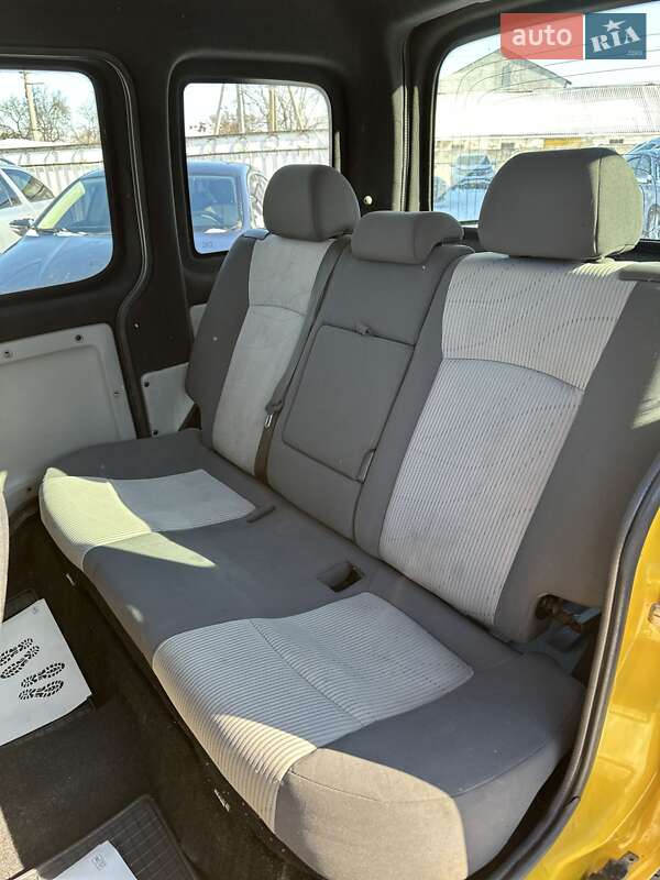 Мінівен Renault Kangoo 2003 в Смілі фото 13 Мінівен Renault Kangoo 2003 в Смілі