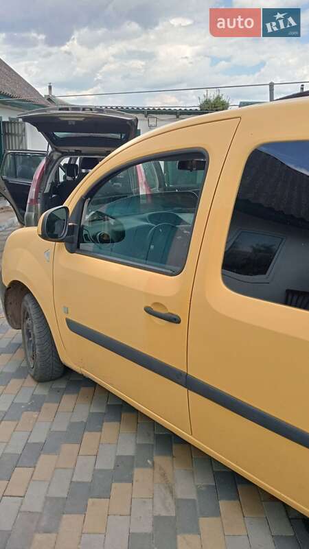 Минивэн Renault Kangoo 2012 в Дубно