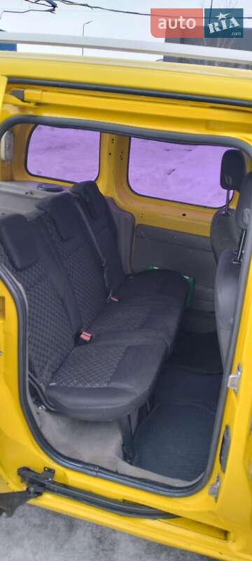 Мінівен Renault Kangoo 2010 в Чернігові