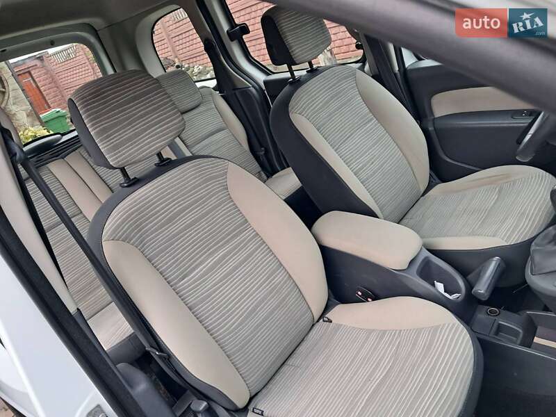 Мінівен Renault Kangoo 2011 в Хмельницькому