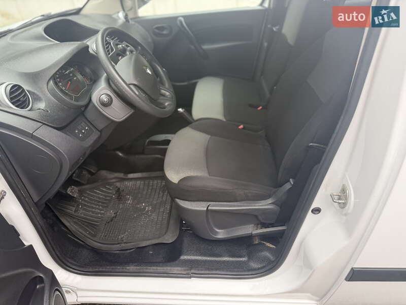 Мінівен Renault Kangoo 2017 в Ірпені фото 12 Мінівен Renault Kangoo 2017 в Ірпені