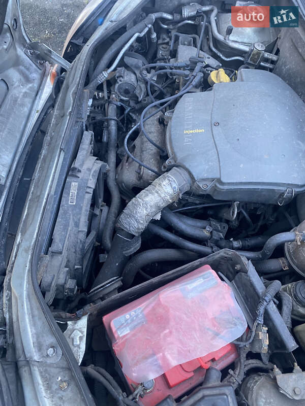 Грузовой фургон Renault Kangoo 2003 в Киеве фото 6 Грузовой фургон Renault Kangoo 2003 в Киеве