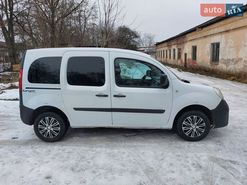 Мінівен Renault Kangoo 2010 в Кіцмані фото 57 Мінівен Renault Kangoo 2010 в Кіцмані