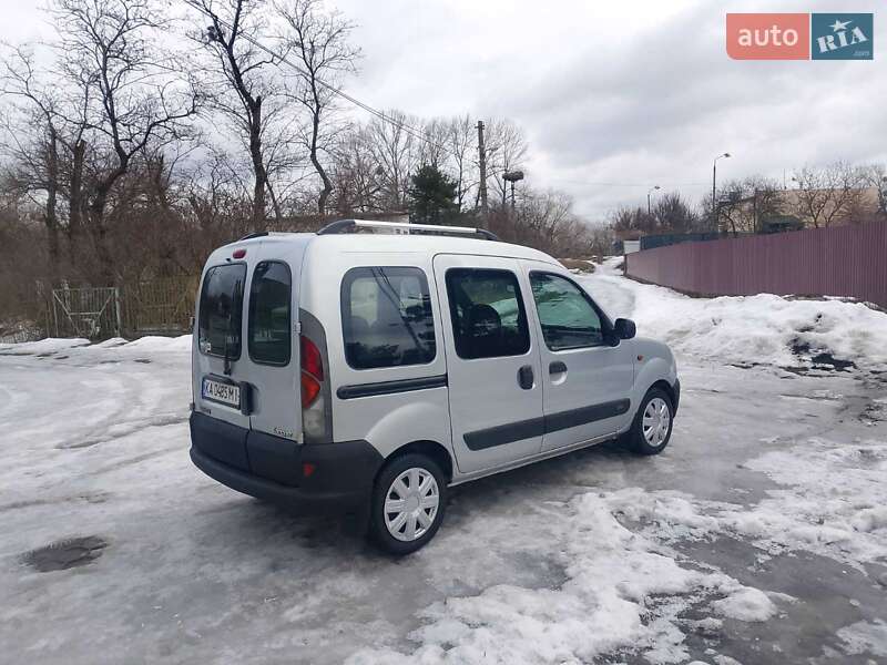 Минивэн Renault Kangoo 2002 в Киеве