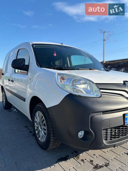 Грузовой фургон Renault Kangoo 2015 в Ирпене