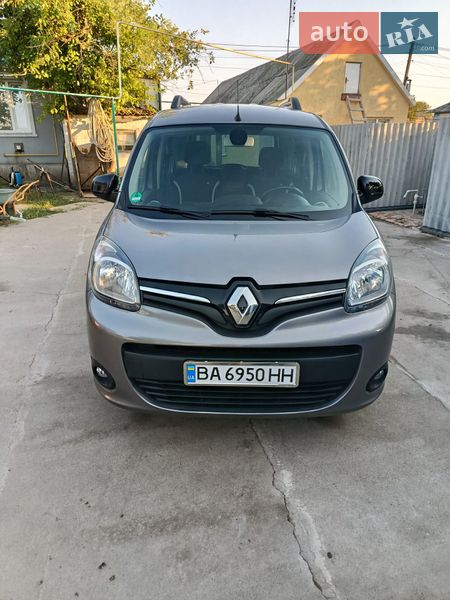 Минивэн Renault Kangoo 2016 в Новгородке