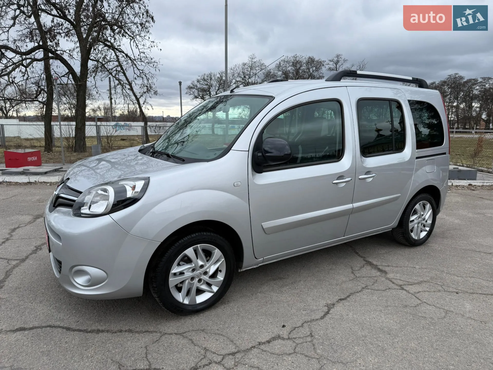 2013 Renault Kangoo - мініатюра 33