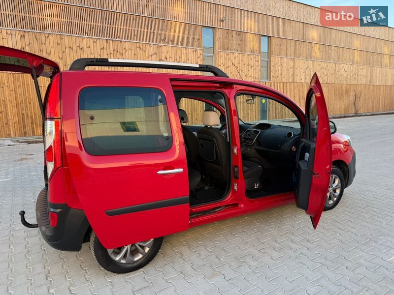 Минивэн Renault Kangoo 2015 в Львове