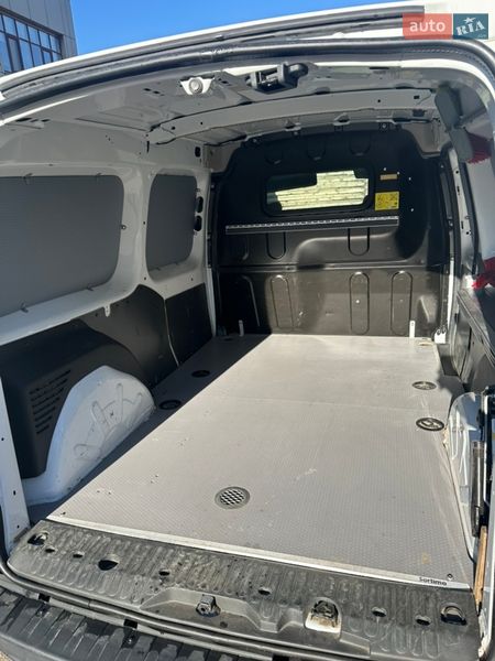 Грузовой фургон Renault Kangoo 2019 в Киеве