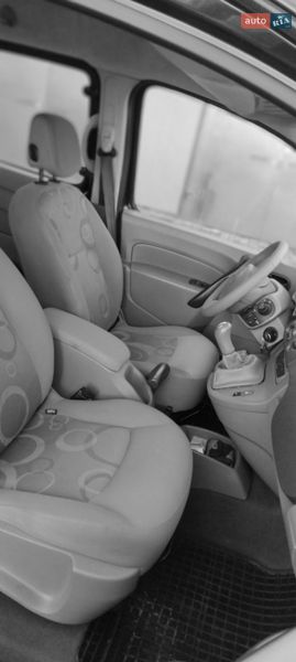 Минивэн Renault Kangoo 2010 в Ивано-Франковске