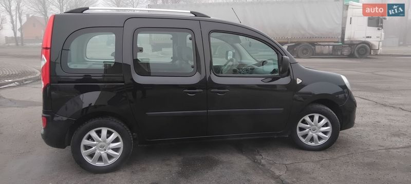 Минивэн Renault Kangoo 2010 в Ивано-Франковске
