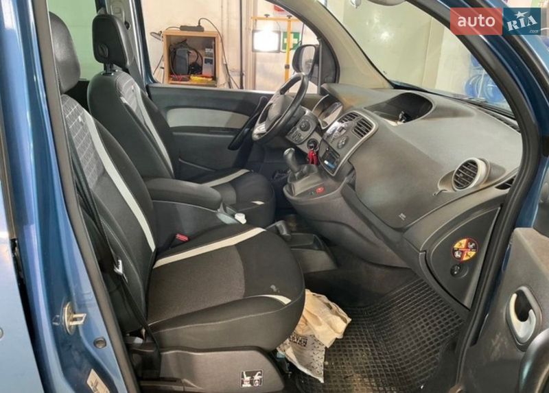 Минивэн Renault Kangoo 2015 в Киеве