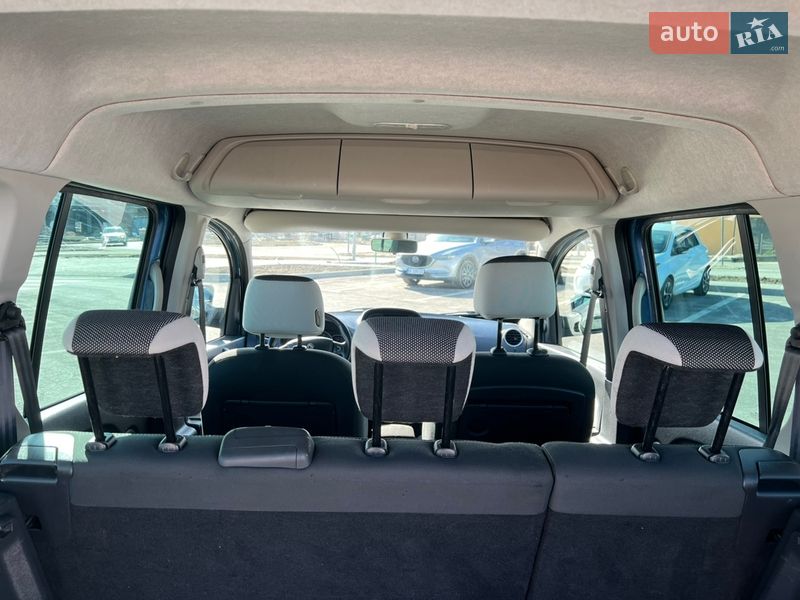 Минивэн Renault Kangoo 2014 в Ровно