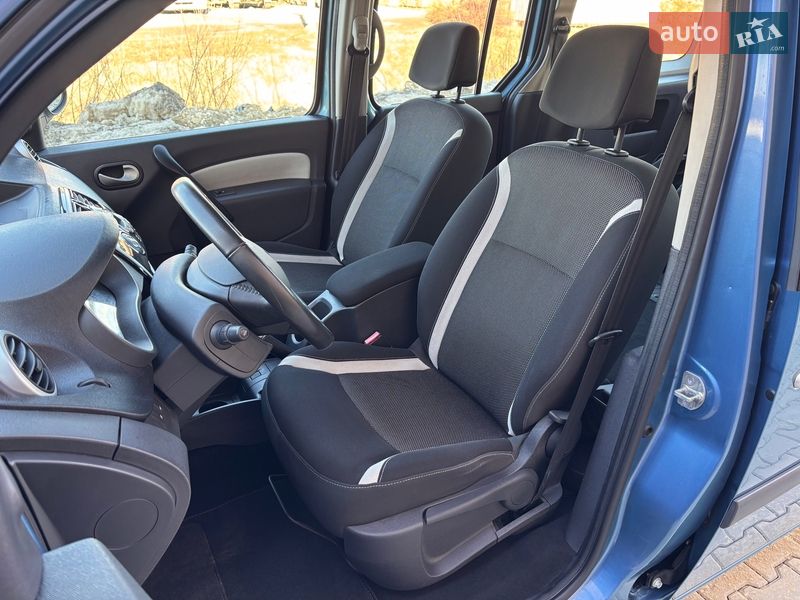 Минивэн Renault Kangoo 2015 в Львове