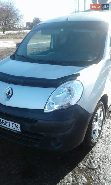 Грузопассажирский фургон Renault Kangoo 2012 в Гадяче