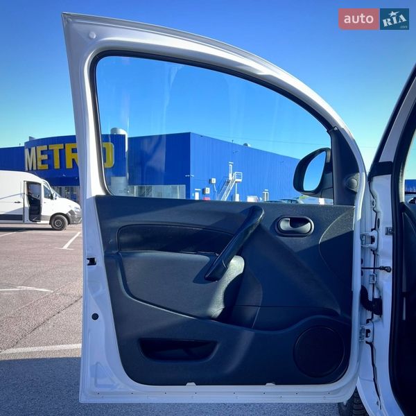 Грузопассажирский фургон Renault Kangoo 2017 в Киеве