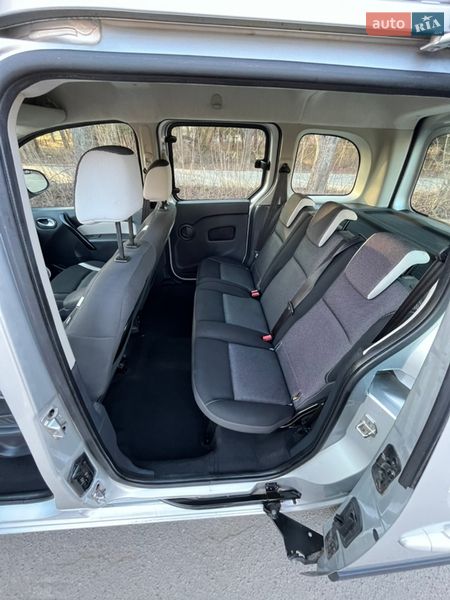 Минивэн Renault Kangoo 2013 в Луцке