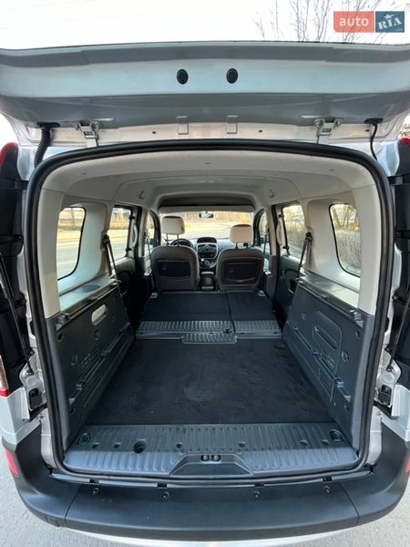 Минивэн Renault Kangoo 2013 в Луцке