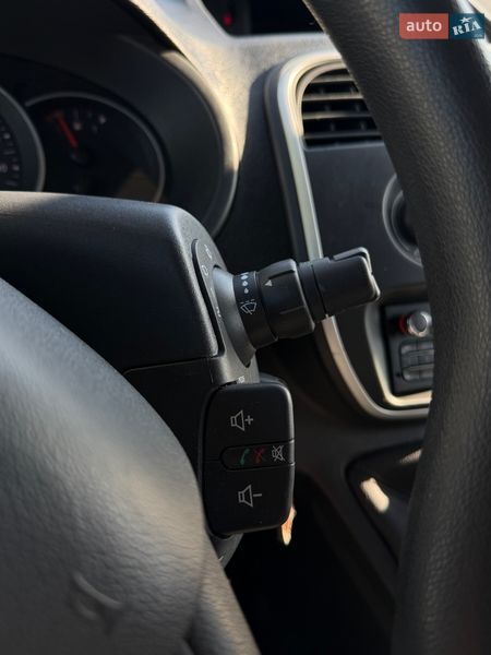 Мінівен Renault Kangoo 2014 в Києві