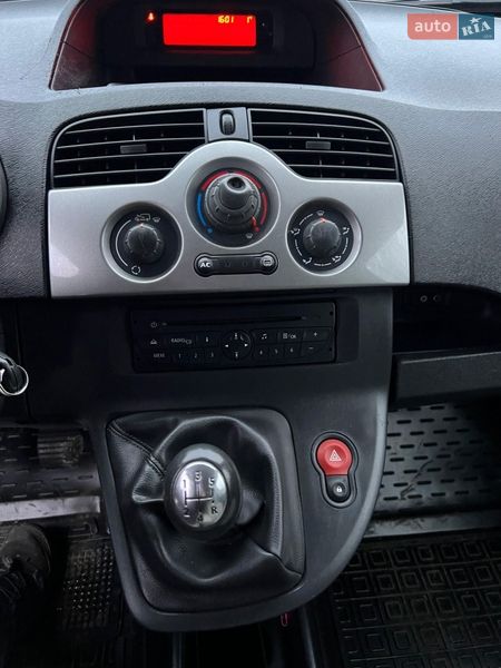 Минивэн Renault Kangoo 2011 в Луцке