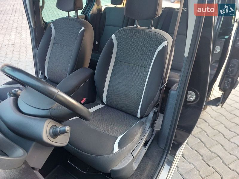 Минивэн Renault Kangoo 2015 в Ровно фото 23 Минивэн Renault Kangoo 2015 в Ровно