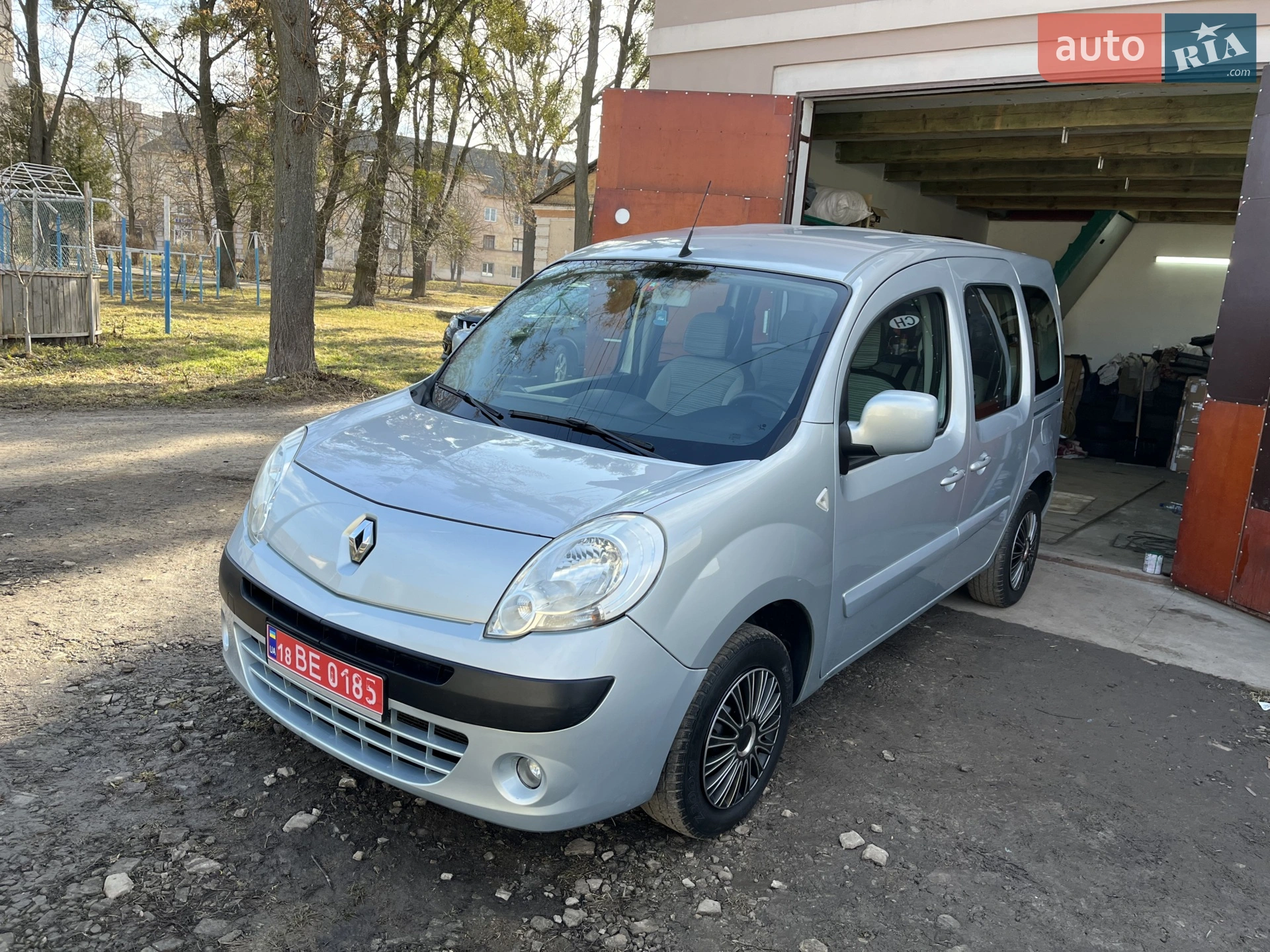 2011 Renault Kangoo - фото 1