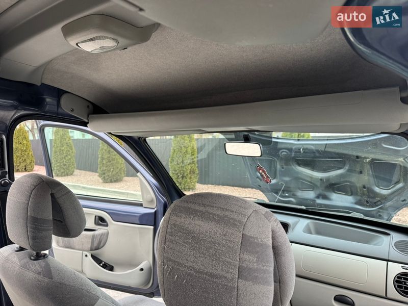 Мінівен Renault Kangoo 2004 в Одесі