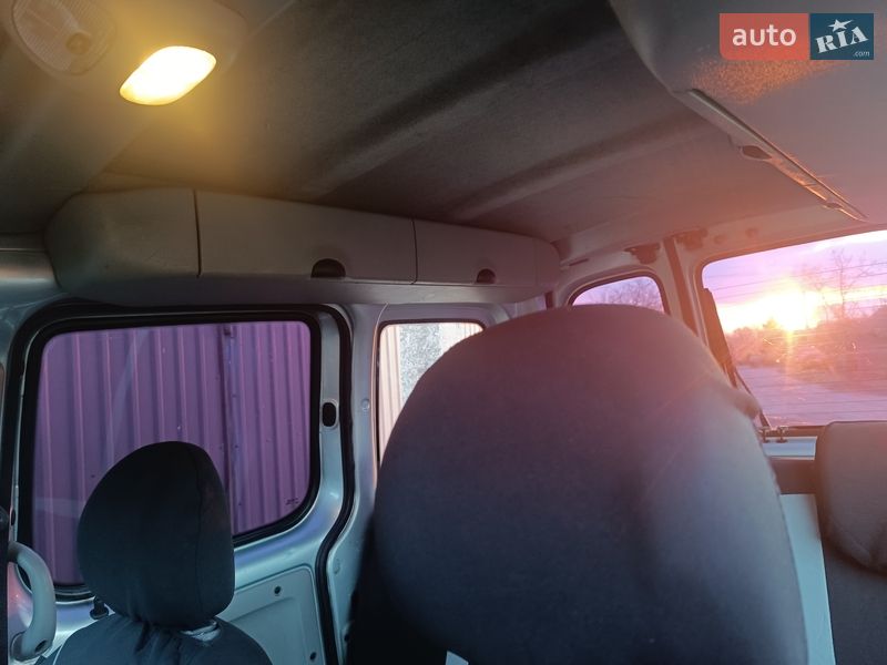 Мінівен Renault Kangoo 2005 в Запоріжжі