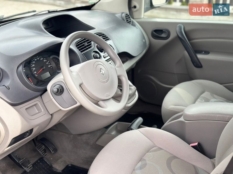 Минивэн Renault Kangoo 2009 в Староконстантинове фото 16 Минивэн Renault Kangoo 2009 в Староконстантинове
