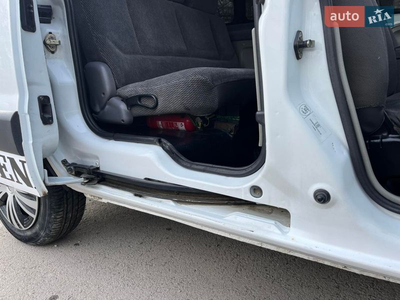 Мінівен Renault Kangoo 2008 в Хотині