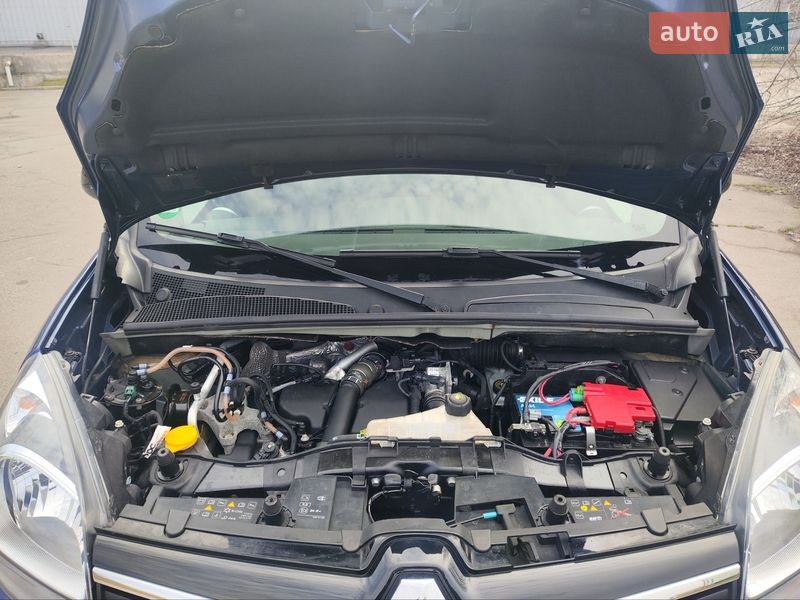 Минивэн Renault Kangoo 2017 в Днепре фото 67 Минивэн Renault Kangoo 2017 в Днепре