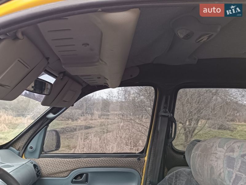 Минивэн Renault Kangoo 2000 в Сарнах