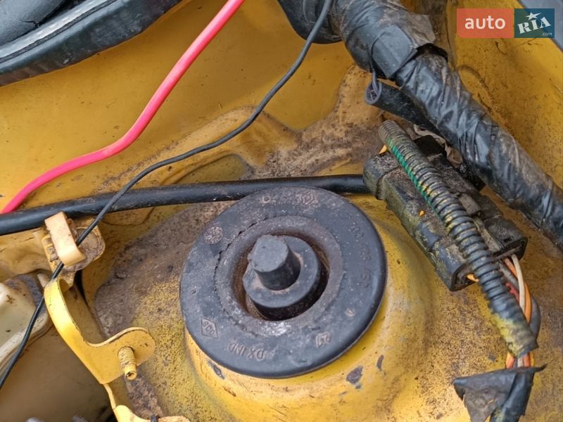 Минивэн Renault Kangoo 2000 в Сарнах