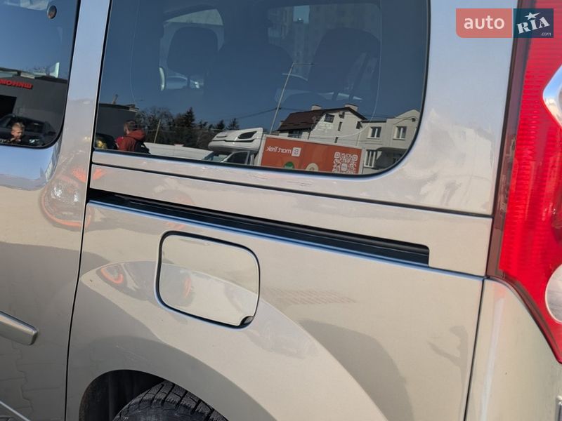 Минивэн Renault Kangoo 2011 в Львове