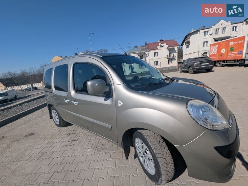Минивэн Renault Kangoo 2011 в Львове