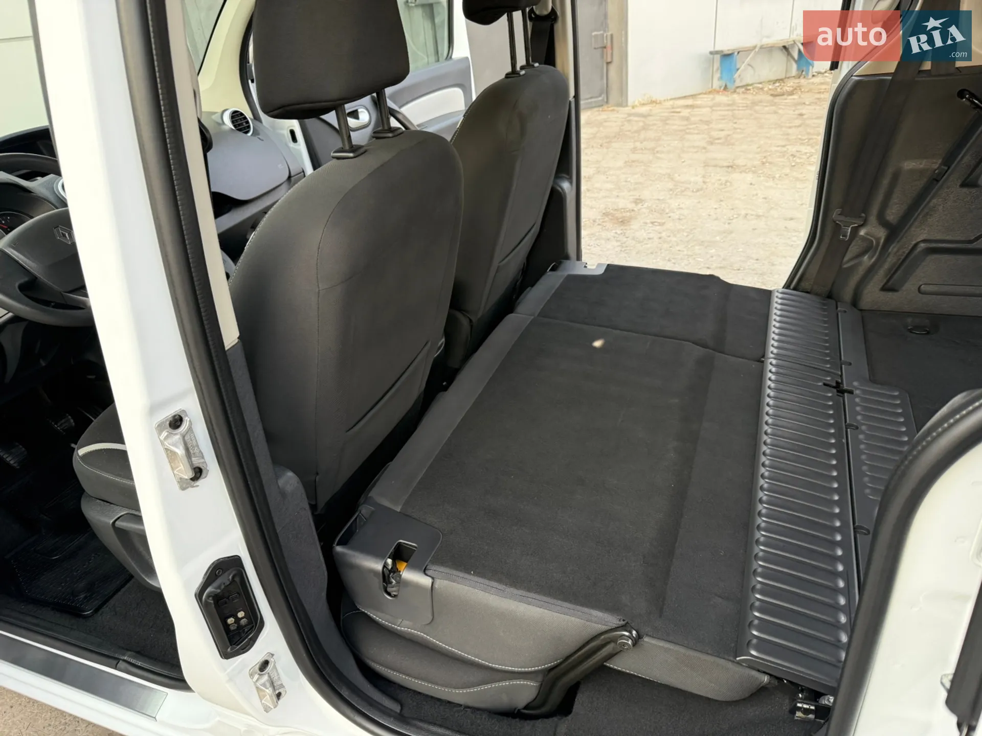 2015 Renault Kangoo - мініатюра 79