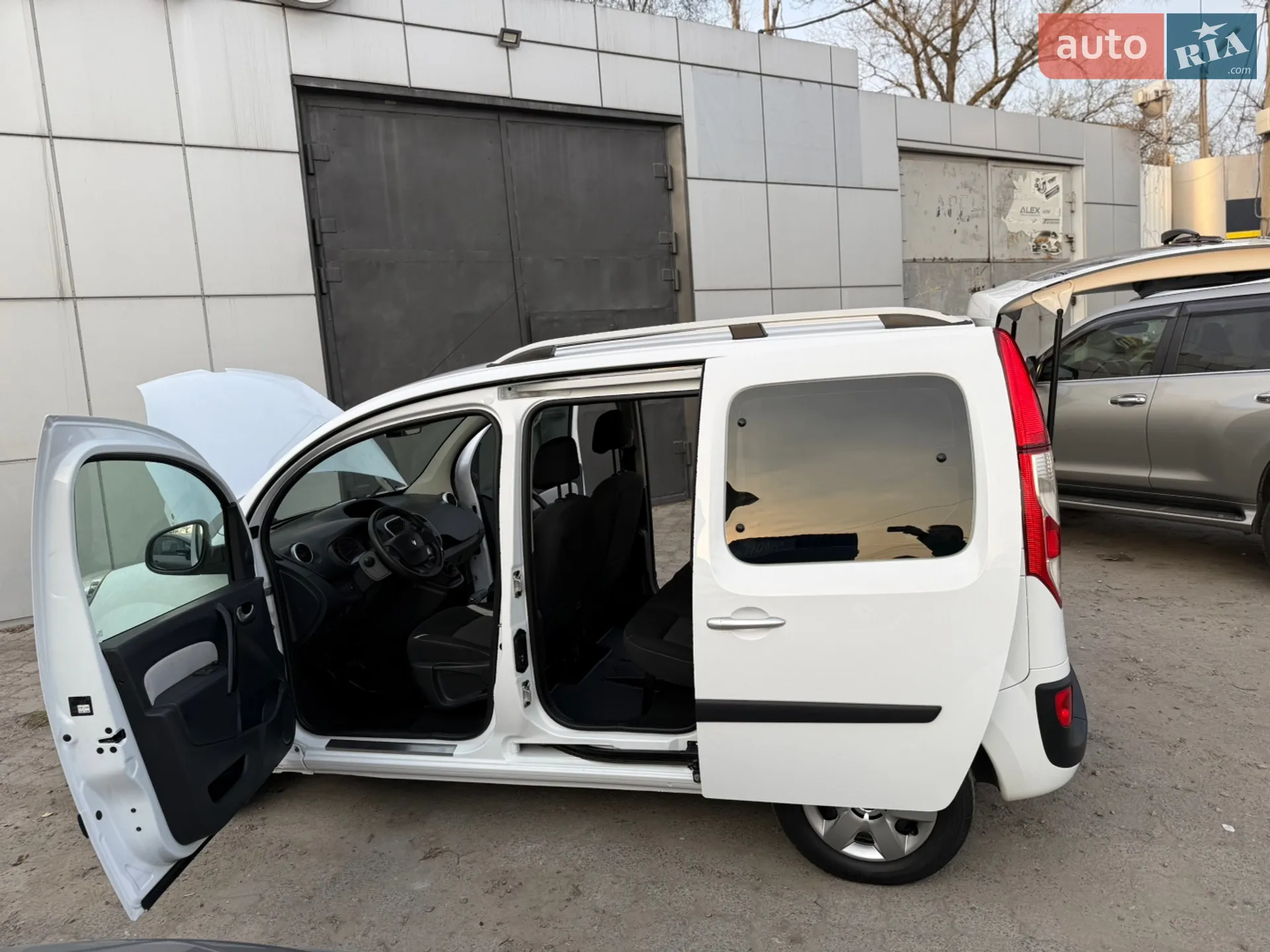 2015 Renault Kangoo - мініатюра 103